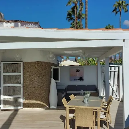 Coco * Maspalomas (Gran Canaria)